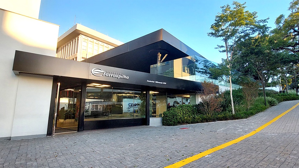 Colégio Farroupilha traz a Porto Alegre nomes de referência da Universidade de Cambridge no ensino de línguas